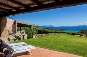 Villa with Private Garden, Parking & Shared Pool! Arzachena